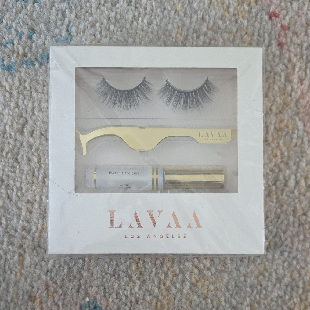 Eyelash Kit with Gold Applicator